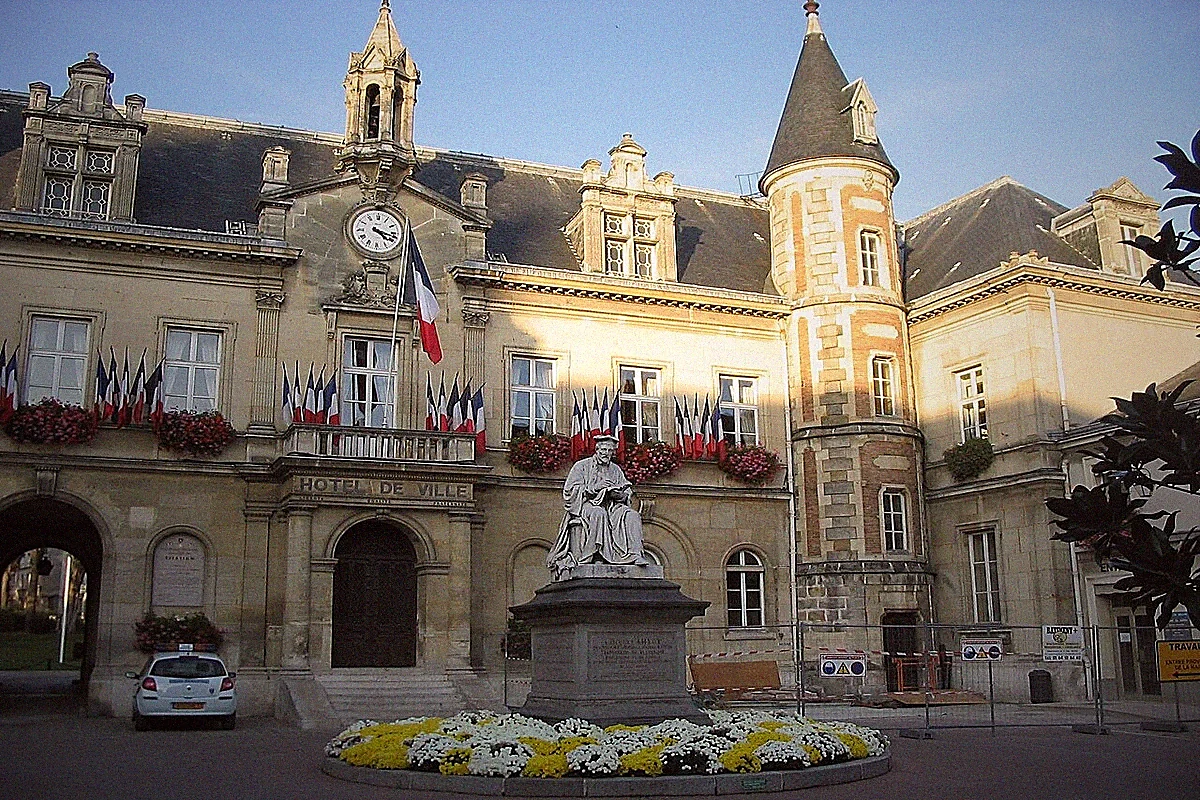 Melun — vue de la ville